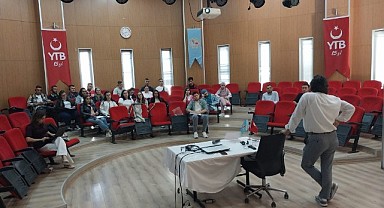 Soydaş gençler Kocaeli’nde bir araya geldi