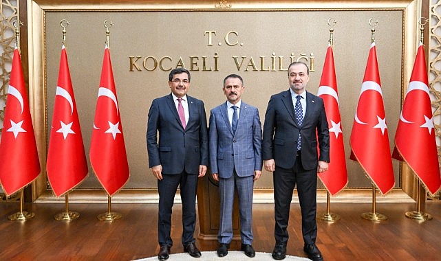 Talus, Vali Aktaş’ı makamında ziyaret etti
