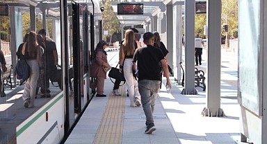 Tramvay hattı bölge sakinlerinden tam not aldı