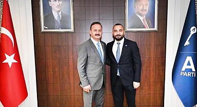 Anahtar Parti Kocaeli’de Bahadır Zile, yeni görevine güçlü bir başlangıç yaptı