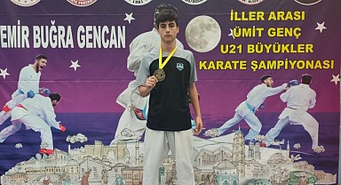 Çayırovalı karateciler madalyaları topladı