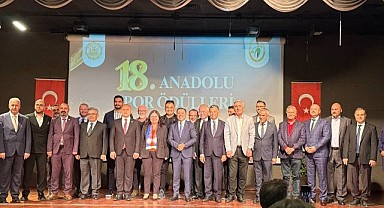 Çiftçi, ‘Yılın İlçe Belediye Başkanı’ ödülüne layık görüldü
