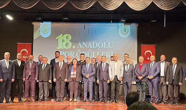 Çiftçi, ‘Yılın İlçe Belediye Başkanı’ ödülüne layık görüldü
