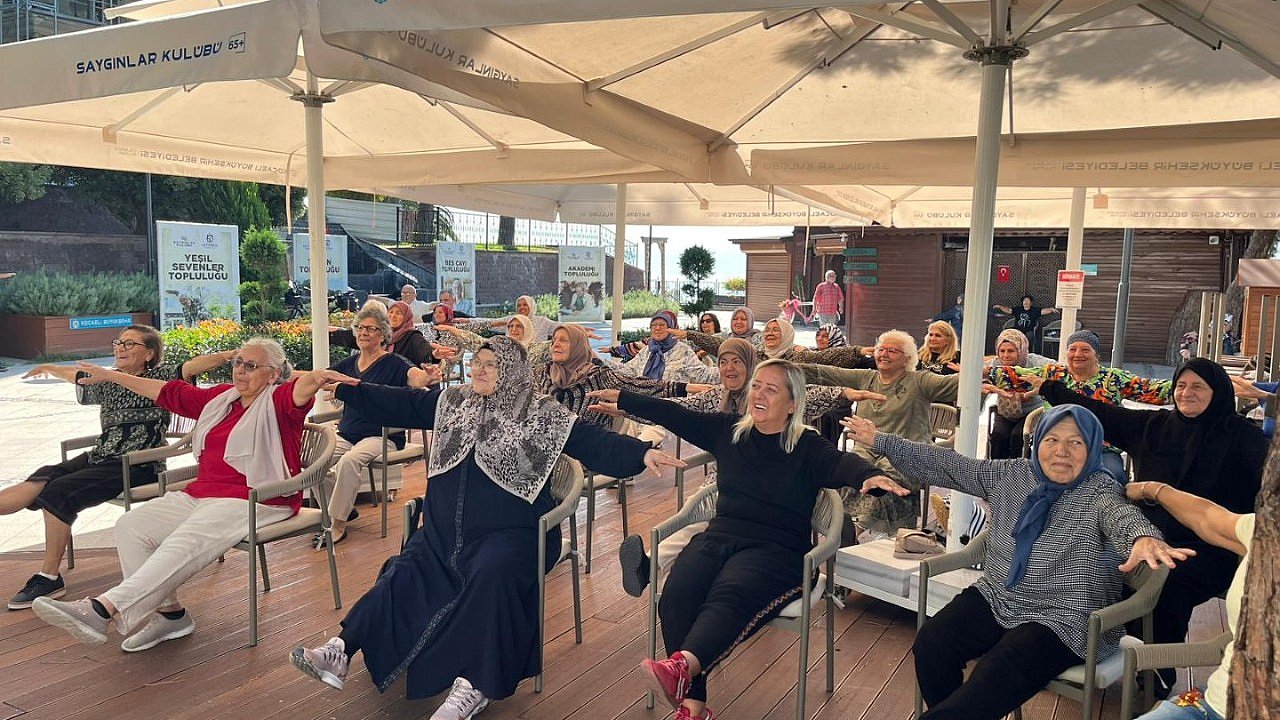 Çınarların yüzü, Saygınlar Kulübü’nde gülüyor