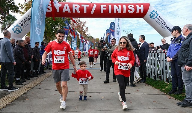 Cumhuriyet Koşusu nefes kesti
