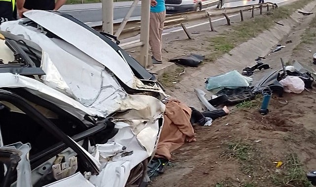 D-100’de feci kaza! 1 kişi ağır yaralandı