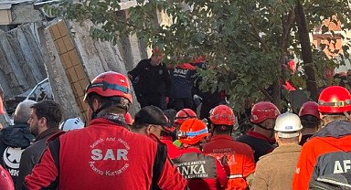 Enkazdan Dilara Bilir sağ olarak kurtarıldı