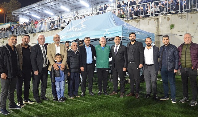 Eski hakemler Darıca’da futbol turnuvasında görev aldı