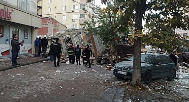 Gebze’de 6 katlı bina çöktü!