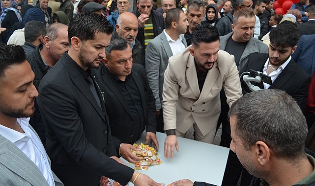 Hediye altın, kuyumcuda izdiham yarattı!
