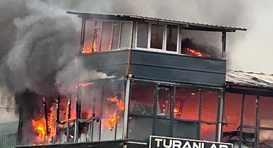 İki katlı konteyner cayır cayır yandı