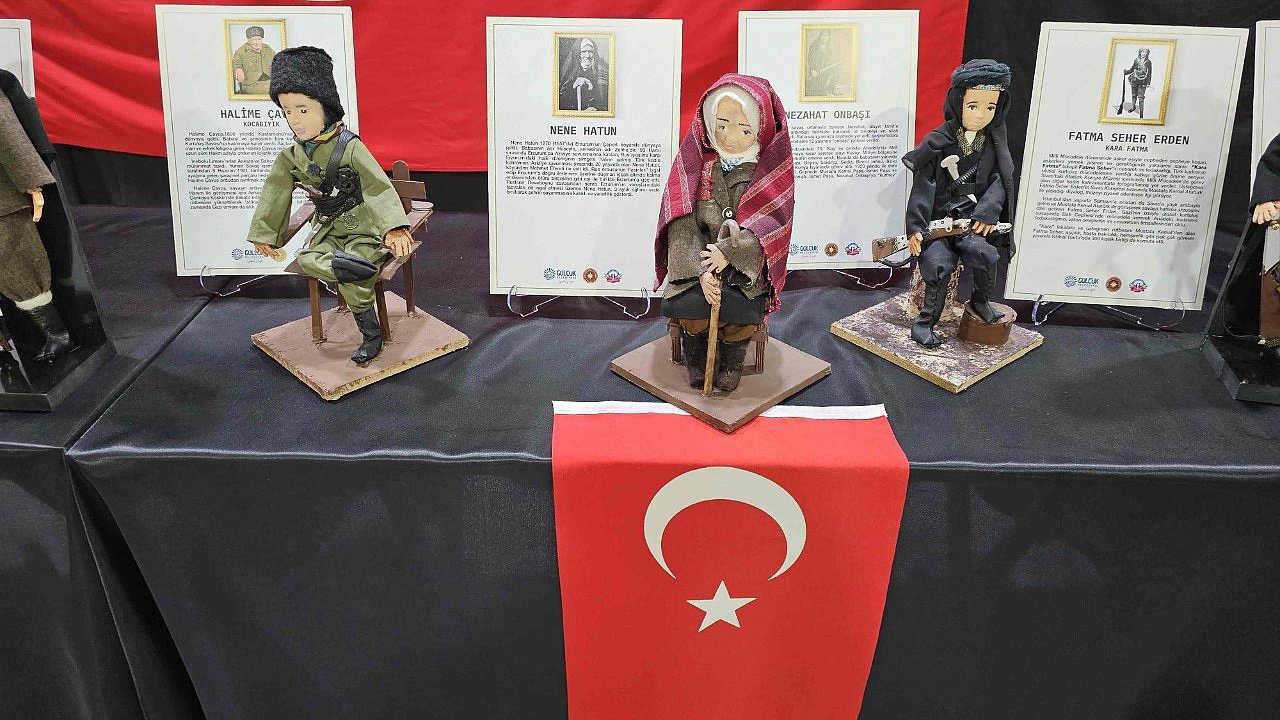 Kahraman Türk kadınları sanatla buluştu