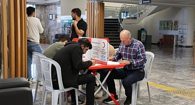 Kartepe'de kök hücre bağışı kampanyası düzenlendi