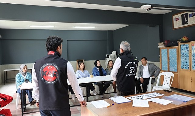 Kartepe’de öğrencilere afet bilinci kazandırıldı