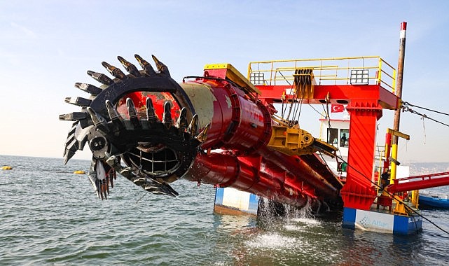 Körfez temizleniyor, deniz ekosistemi canlanıyor