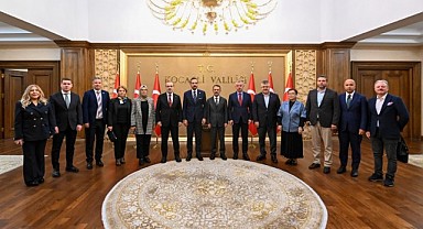 Kürşad Zorlu, Vali Aktaş’ı ziyaret etti