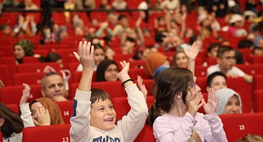 “Sertaç Abi” çocuklarla buluştu