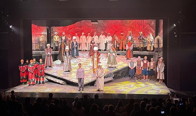 “Sinan” oyunu, seyirciyle buluştu