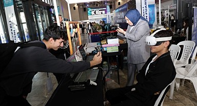 7’den 70’e herkes Bilişim Fuarı’na akın etti