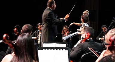 Ata’ya özlem notalara yansıdı  