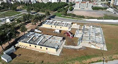 Büyükgöz geçici kaymakamlık binasını inceledi