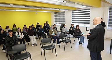 Büyükgöz, gençlerin taleplerini ilk ağızdan dinledi