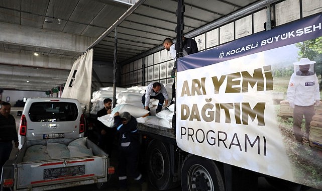 Büyükşehir arıcıları unutmadı! Hibeli arı yemi verilecek