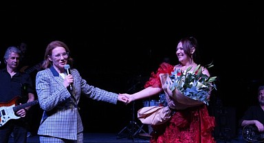 Büyükşehir Öğretmenler Günü’nde unutulmaz etkinliklere imza attı