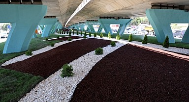 Gebze’de kavşaklar yeşilleniyor