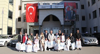 Gebzeli minikler, lösemili çocukların kalbine dokundu