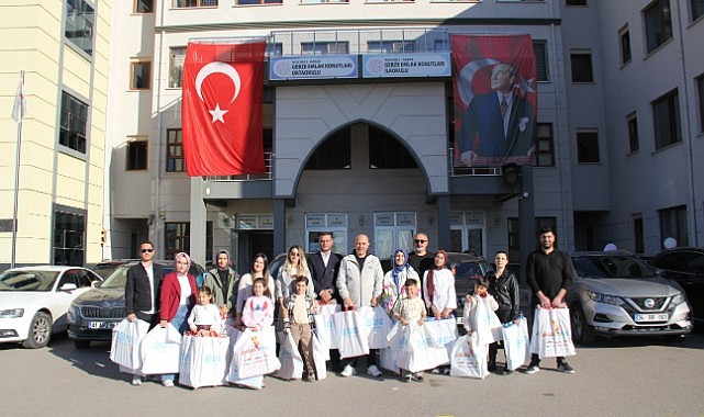 Gebzeli minikler, lösemili çocukların kalbine dokundu