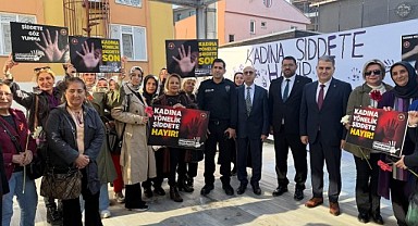 Gölcük'te kadına yönelik şiddete karşı farkındalık etkinliği düzenlendi