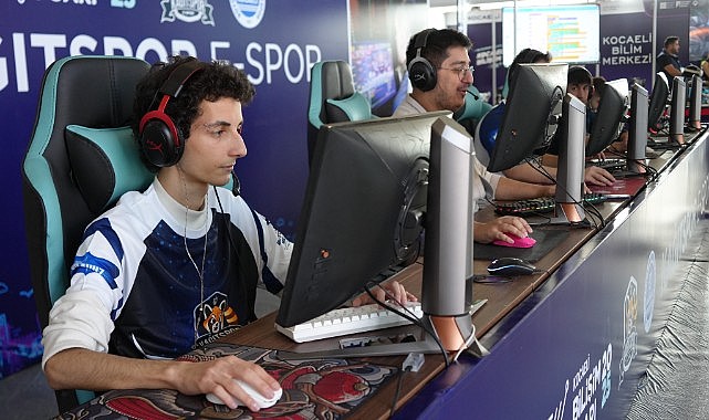 GOSB, 25 firmayla Bilişim Fuarı’na destek verdi