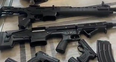 Kaçakçılık operasyonunda 10 silah ele geçirildi!