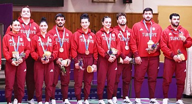 Kağıtspor, Riyad’dan madalyalar ile döndü