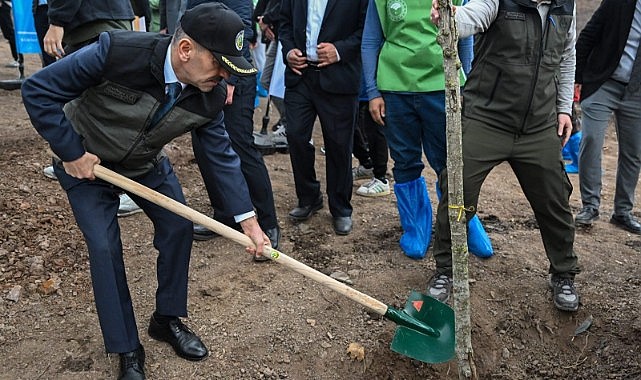 Karamürsel’de 3 bin fidan toprakla buluştu!