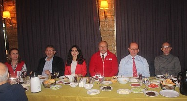 Kurt, “Kızılay parayla kan satmaz”