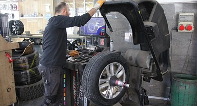 Lastikçilerde ‘Kış lastiği’ yoğunluğu yaşanıyor