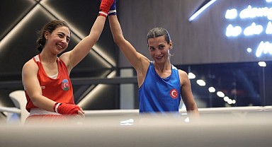 Milli boksörümüz Ayşen Taşkın altın madalya kazandı