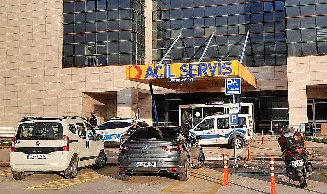 Polise bıçakla saldıran şahıs etkisiz hale getirildi!