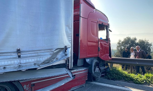 TEM’de kaza! Trafik kilitlendi