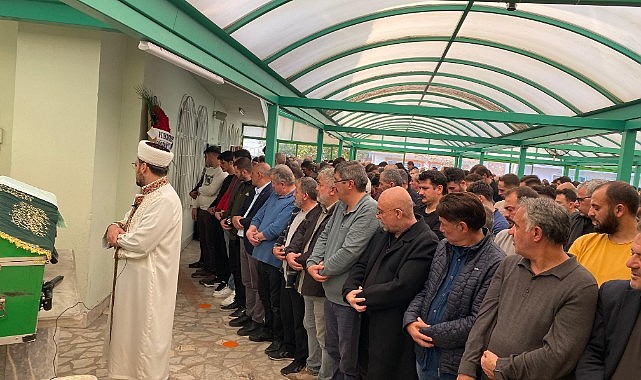 Trafik kazasında ölen genç defnedildi!