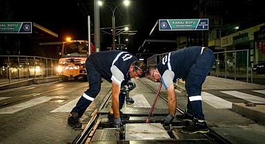 Tramvay Hattı’nda raylar gece bakıma alınıyor