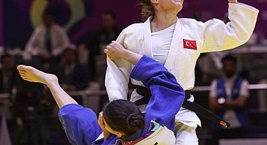 Tuğçe Beder, Riyad'da altın madalya kazandı