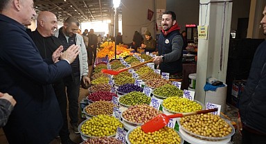 Başkanlar pazarcı esnafın sofrasına konu oldu