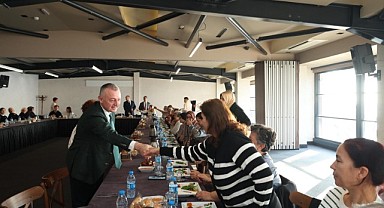 “Büyüklerimiz, şehrimizin hazineleridir”