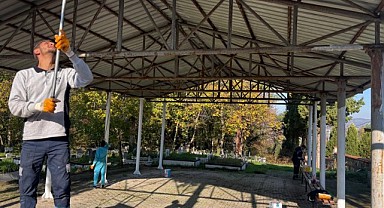 Büyükşehir, mezarlıklarda bakım çalışması yapıyor