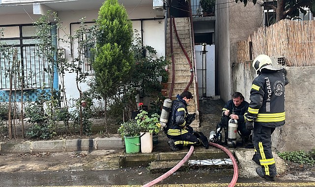 Darıca’da yangın paniği! 2 kişi dumandan etkilendi