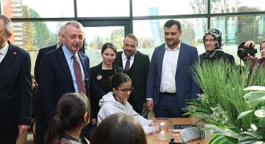 Dilovası’nda inşa edilen kütüphanenin açılışı yapıldı