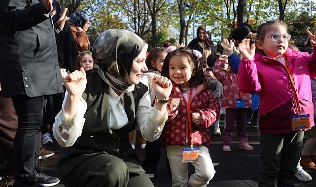 “Ekranı yasaklamayalım, dengeli kullanalım”